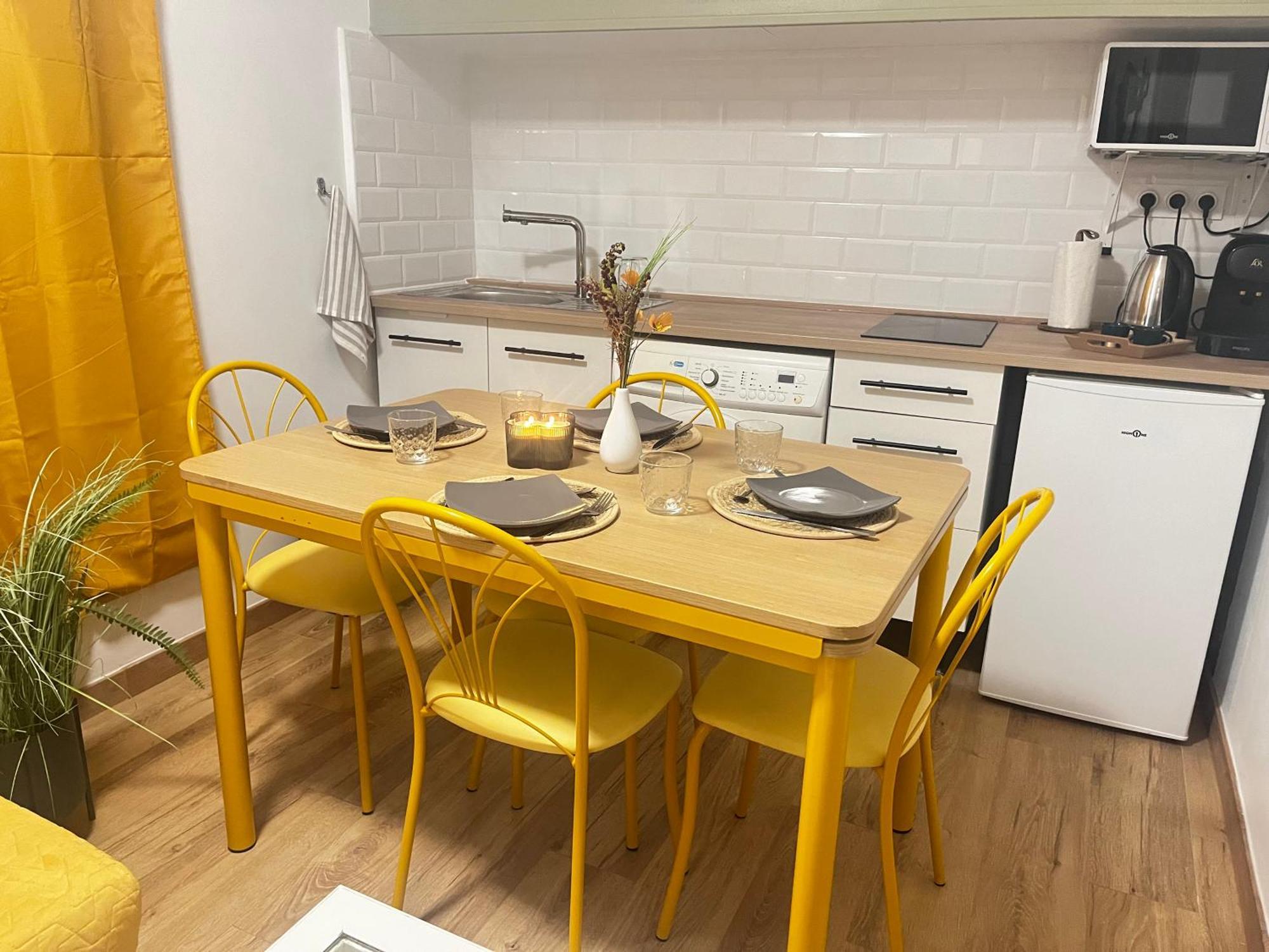 Cosy Appartement Moderne Et Central ! Béziers Exteriör bild